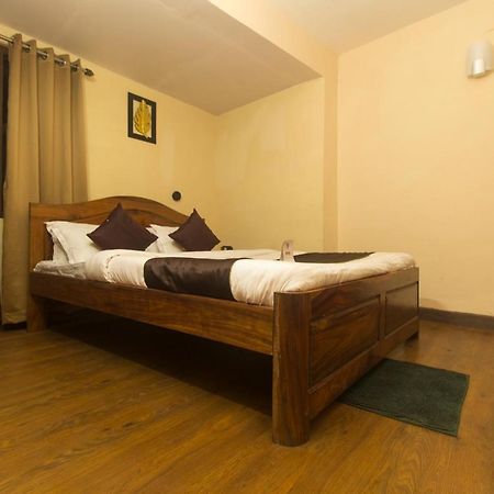 Oyo 9454 Hotel Golden Leaf Дарджилинг Екстериор снимка