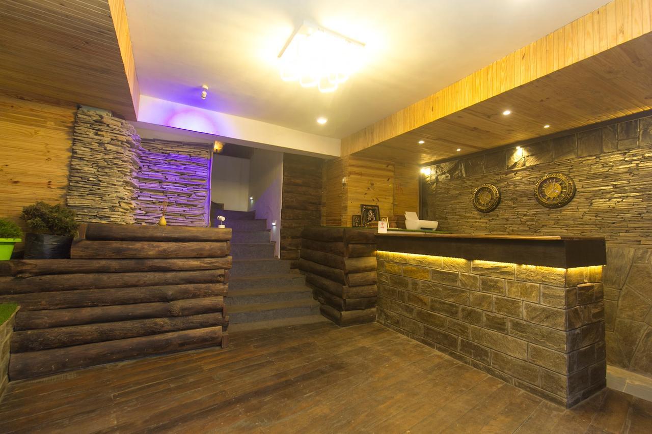 Oyo 9454 Hotel Golden Leaf Дарджилинг Екстериор снимка